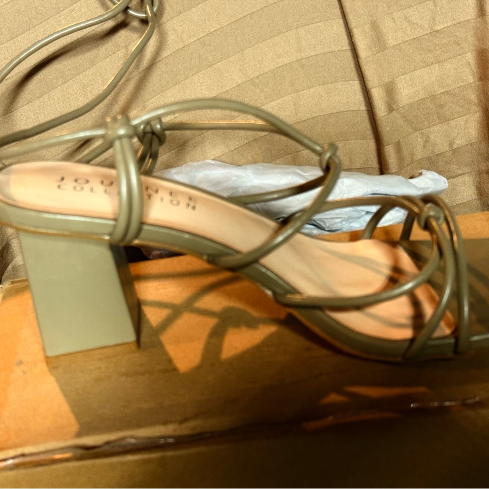 Journee Collection Women's Green Strappy Block Heels
